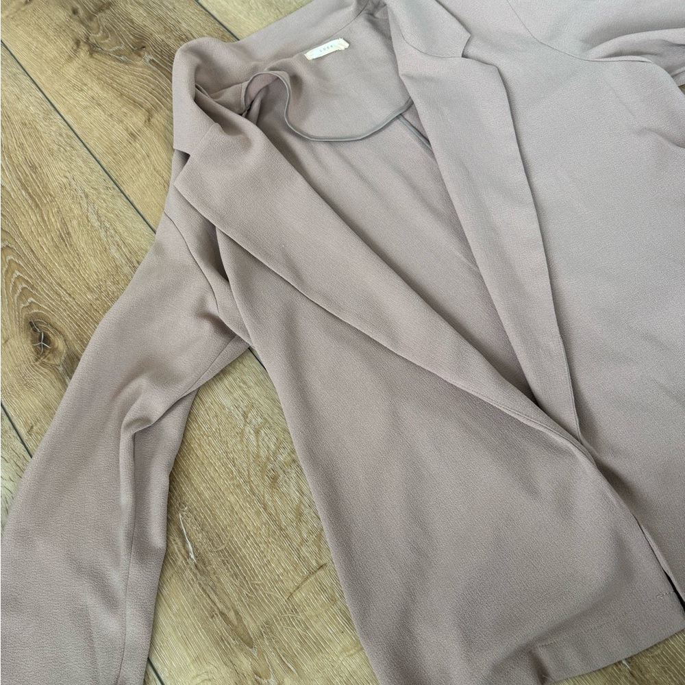 Elegant blush Blazer